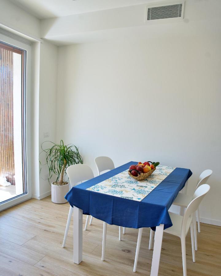 The Blue - Lake / City View Modern Apt Near Villa Olmo Como Dış mekan fotoğraf